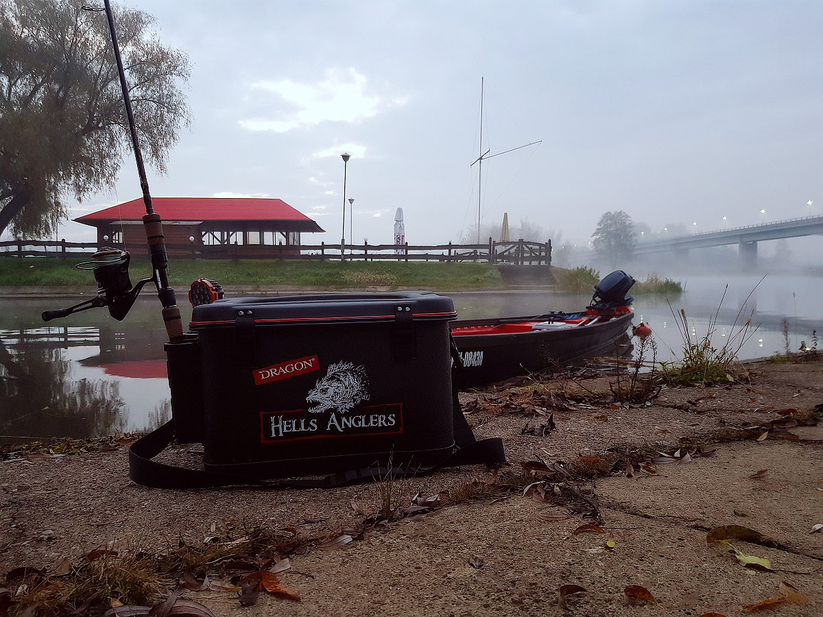 Dragon Hells Anglers - wodoodporny pojemnik