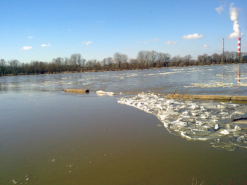 20120305076.jpg