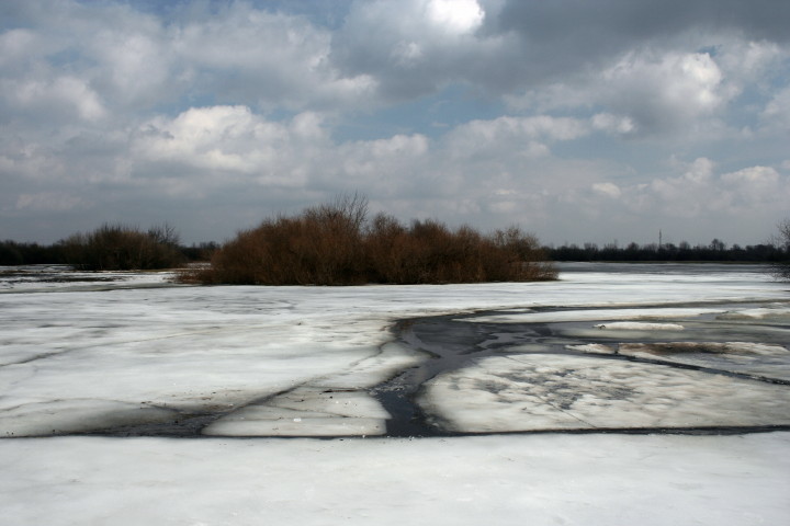 21 03 2010 na lodzie_1.jpg