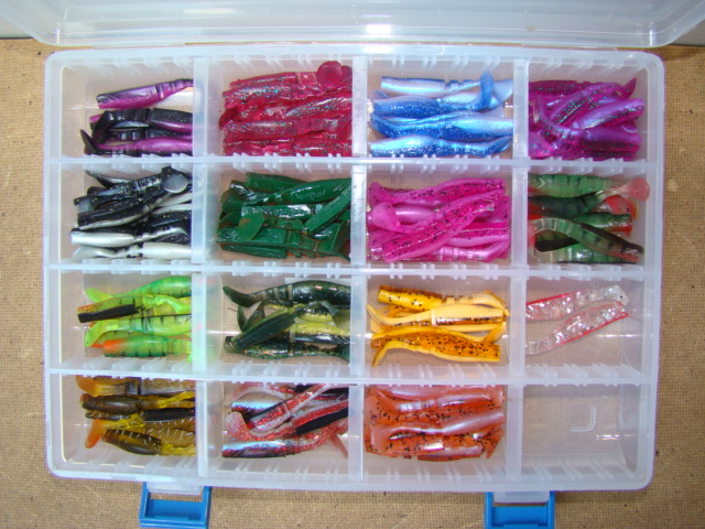 FISHUNTER 5cm - pudełko widok z góry.jpg